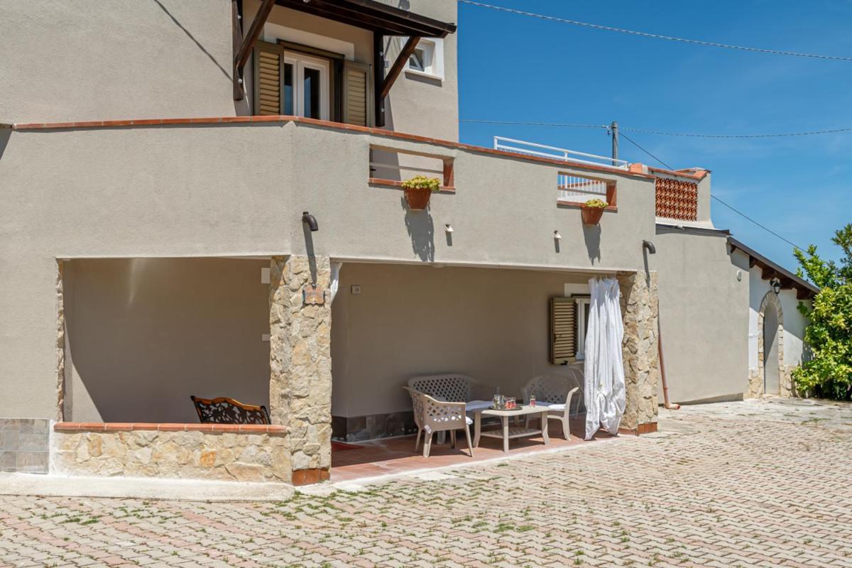 Villa Turin - Yourplace Abruzzo Торино-ди-Сангро Экстерьер фото